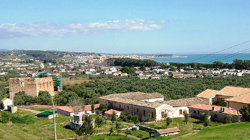 Il quartiere Lido visto dal Parco archeologico Scolacium, Catanzaro